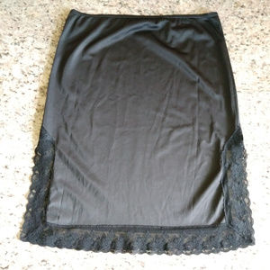 Vintage "Mel-Lin" Black Nylon Slip w/Lace Trim